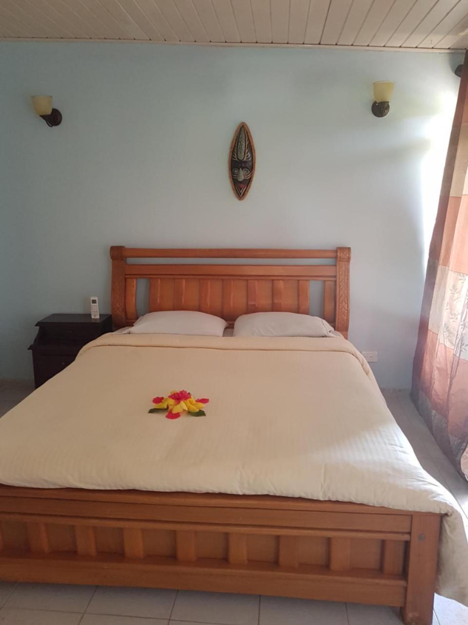 Playa Tranquilo B&B And Dive Shop San Andres  Exterior photo
